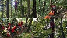 HGSS spašavao zalutalog 'letača': S paragliderom se zabio u drvo