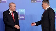 Predsjednički ured ima plan za pištolj koji je Milanović dobio od Erdogana: 'Specifičan poklon'