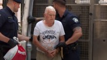 Muškarcu koji je nožem napao policajku određen istražni zatvor, snimljeno kako ga privode
