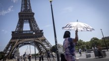 Europa gori: Zbog ekstremnih vrućina zatvaraju Eiffelov toranj, Louvre i muzeje