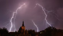 Vraćaju se velike vrućine, a uskoro i grmljavinski pljuskovi: Evo gdje su sve najavljeni