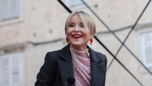 U nježnim tonovima: Danijela Martinović nosi savršen ljetni komplet