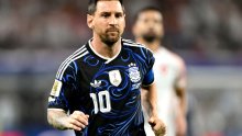Messi ugledao Pickfordovu bocu i njegova reakcija odmah je postala hit na društvenim mrežama