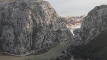 Omiška obilaznica opet otvorena za promet, ali žurne službe su i dalje na terenu