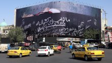 Iran postavio jeziv plakat s Trumpom: Pogledajte što je osvanulo u centru Teherana