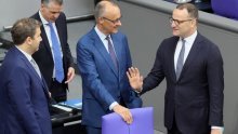 Merzov stranački kolega u problemima: Traži se njegova ostavka zbog surogat majke
