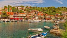 Ugledni portal savjetuje: Preskočite Hvar, pravi dalmatinski mir čeka vas na Šolti