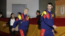 Ovakvo nešto se ne pamti! Pogledajte što je policija radila kada su Španjolci kretali na finale