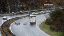 HAK: Pazite na skliske kolnike, katamaranske linije u prekidu