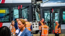 Težak sudar tramvaja nasred mosta u Rotterdamu: 15 je ozlijeđenih, snimke su jezive