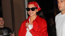 Dua Lipa u neobičnom ljetnom izdanju: Pokazala kako nositi rock i boho stil u savršenom balansu