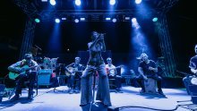 Elegantna pljuska sustavu: Thievery Corporation u Šibeniku je ujedinio plemena uz najfiniji groove