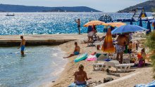 FT: Sve više turista bježi od ljetnih vrućina na sjever Europe. Je li to upozorenje za Hrvatsku?