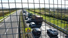 Kaos na autocestama: Na A1 kolona od 17 kilometara, na A3 sudar vozila, ima ozlijeđenih