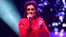 Doris Dragović objavila fotku s Vesnom Zmijanac iz mladosti: Jedva ćete ih prepoznati