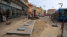 Grad Zagreb se oglasio o spremnicima na Jelačićevu trgu: 'Imamo ih i na Zrinjevcu'