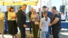 Plenković uručio 209 novih ključeva u Sisku i Petrinji: 'Obnova pri samom kraju'
