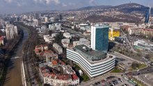 Veće plaće u susjedstvu: Za državne službenike ide i retroaktivna razlika