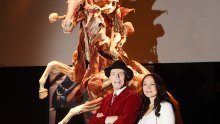 Preminuo Gunther von Hagens, kontroverzni anatom poznat kao 'Doktor Smrt'. Njegovo tijelo bit će plastinirano