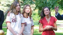 Povratak retro trenda: Zaboravljene tenisice iz nultih godina ponovno su veliki hit