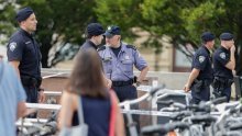 Kaos u centru Zagreba: Pokrao trgovinu, tukao zaštitara i prolaznike, pa ugrizao policajca