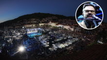 Oko 30 tisuća ljudi stiglo u Velu Luku. Koncert otvorio Petar Grašo i poručio: 'Vjerujem da nas gleda'