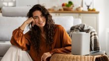 Mogu li klima-uređaji i ventilatori oštetiti kožu? Dermatologinja upozorava na opasnosti