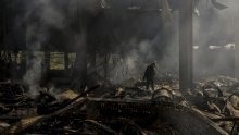Rusija probija ukrajinski obrambeni pojas: Vode se žestoke borbe za ključni 'grad tvrđavu'