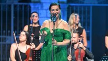 Nina Badrić i Ante Gelo priredili glazbenu čaroliju u srcu Vele Luke
