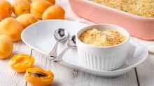 Miris ljeta iz pećnice: Hit desert koji spaja slatku nostalgiju i hrskavi užitak