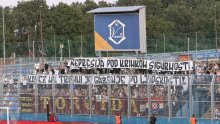 Torcida razvila ovu poruku pa krenula vrijeđati Dalića