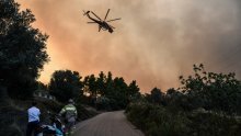 Izvučena tijela pilota helikoptera koji su se sudarili dok su gasili požar u Grčkoj