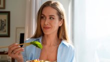 Nutricionistica otkriva što večerati nakon 40-e ako želite smršavjeti