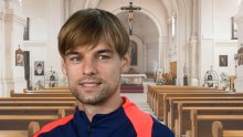Potpuno drugačiji Borna Sosa: Bivši Vatreni objavio dirljiv video iz londonske crkve
