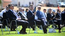 'Uoči Dana pobjede politička atmosfera je ležerna poput Milanovićevih bermuda. Ali jesen bi mogla biti žestoka'