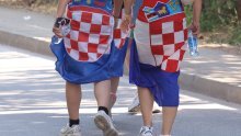 Šibenik uoči Thompsona: Piće se prodaje i iz dvorišta u ulici jednog od osnivača Komunističke partije Jugoslavije