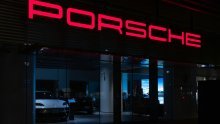 Porsche mu je oštećen u autopraonici, tražio je 10.000 eura, a sud mu nije dao ni centa: Evo zašto
