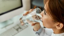 Tijelo vam šalje jasne signale: Stručnjaci otkrili kako izračunati koliko vam vode treba na plus 35