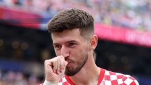 Vatreni iznenada napustio pripreme te avionom iz Australije hitno odletio za Milano