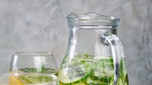 Dosadila vam je obična voda? Uz ovo ćete je pretvoriti u luksuzni 'spa' napitak prepun vitamina
