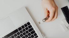 Izlazi li džepni USB iz mode? Evo što nam kažu digitalni trendovi