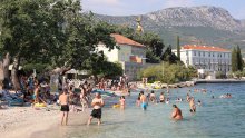 Mladić iz mora izišao krvavih leđa. 'Mislili smo da je više nema, ali eto je opet!'