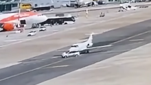 VIDEO Nevjerojatna nesreća: Fiat Panda se na pisti zabila u avion