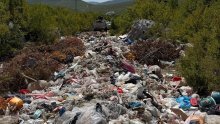 Dolijao serijski odlagatelj otpada: Iz Solina dovozio smeće u Muć
