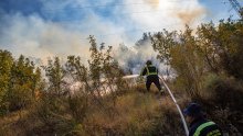 Preko noći buknuo požar kod Dubrovnika, građani prije vatre čuli vatromet