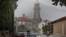 I danas toplo, ali manje vruće: Mogući i pljuskovi