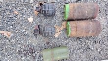 Hvalevrijedna predaja policiji: Pakračanin dao na uništenje dvije ručne bombe
