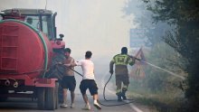 Veliki požar u poznatoj turističkoj regiji u Grčkoj, u tijeku evakuacija turista