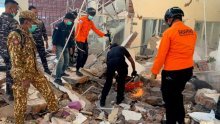 VIDEO Raste broj žrtava snažnog potresa u Indoneziji, pretražuju se ruševine