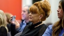 Mia Begović se emotivnom objavom prisjetila sestre Ene na godišnjicu smrti: 'Bol nedostajanja...'